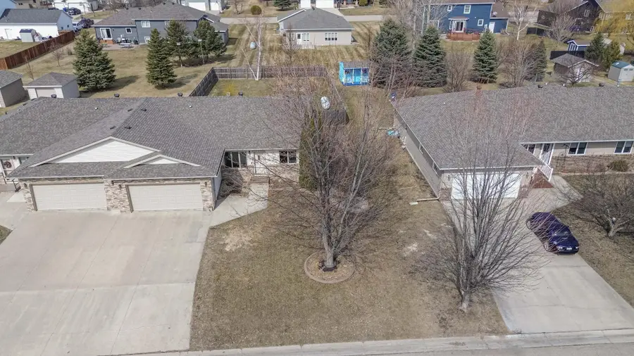 1002 9th Avenue Se, Barnesville, MN 56514 - #2