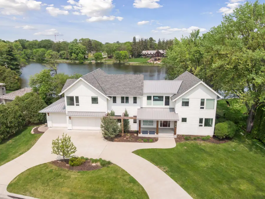4812 Lakeview Drive, Edina, MN 55424 - #2