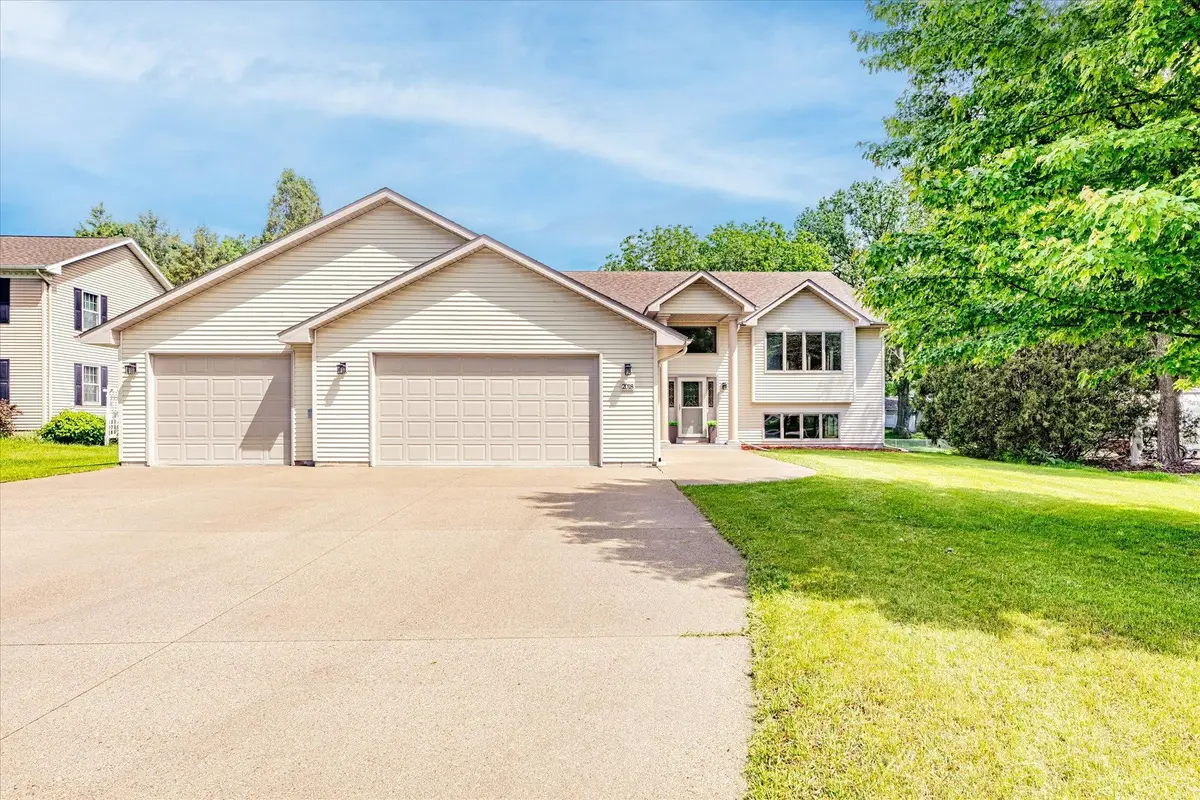 2018 Paulis Drive, Faribault, MN 55021 - #1