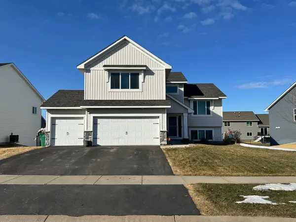 17821 Essex Lane, Farmington, MN 55044