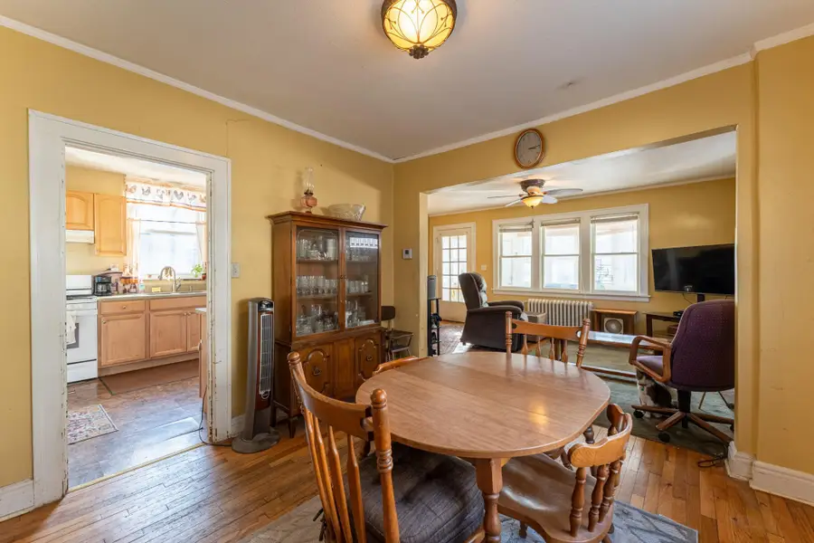 954 Oakdale Avenue, West Saint Paul, MN 55118 - #3