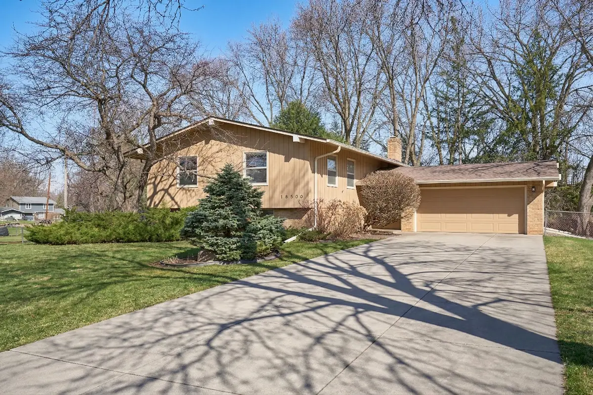 18500 22nd Avenue N, Plymouth, MN 55447 - #1