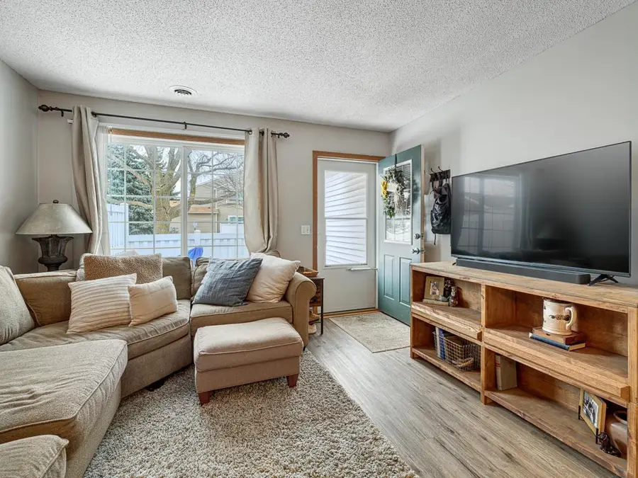 15724 Flackwood Trail #146, Apple Valley, MN 55124 - #3