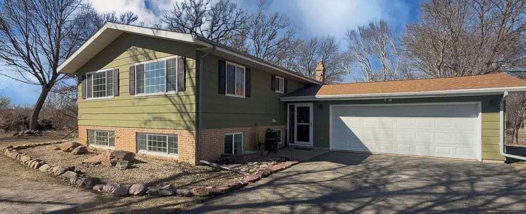 2563 River Road, Marshall, MN 56258 - #1