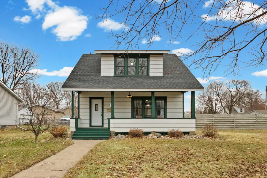 844 Portland Avenue, Saint Paul Park, MN 55071 - #2