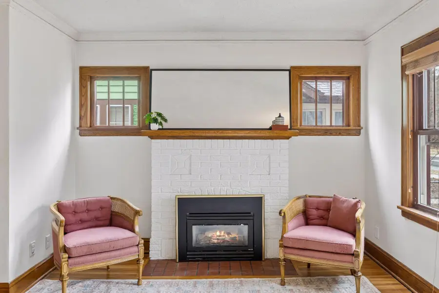 1048 Ottawa Avenue, West Saint Paul, MN 55118 - #3