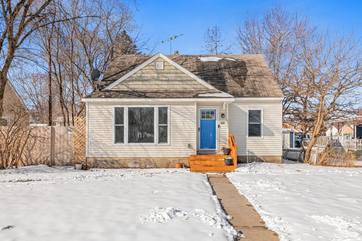 4831 Fremont Avenue N, Minneapolis, MN 55430 - #1