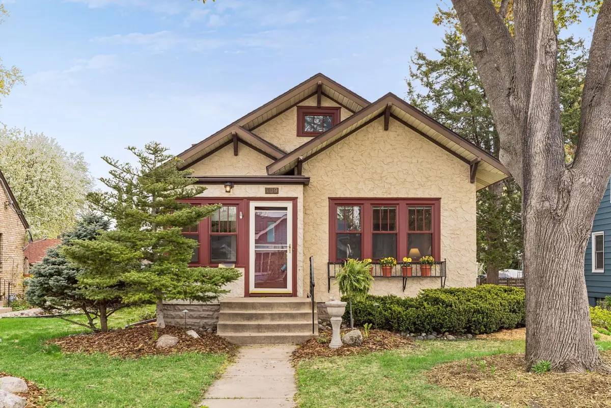 109 7th Avenue N, Hopkins, MN 55343 - #1