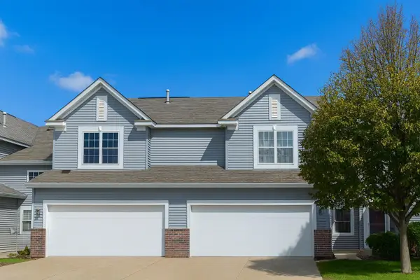 6869 Folkestone Road #614, Apple Valley, MN 55124