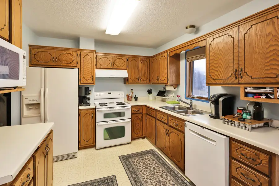 66 6 1/2 Street Nw, Elk River, MN 55330 - #2