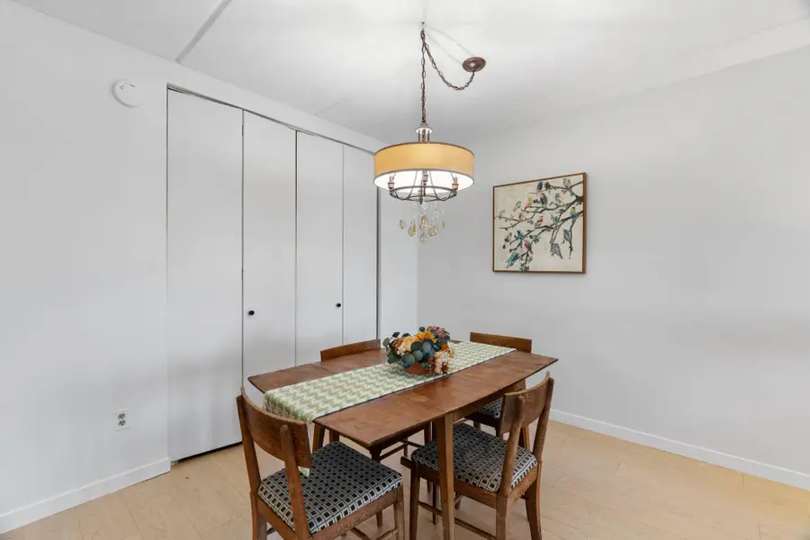 4820 Park Commons Drive #21, Saint Louis Park, MN 55416 - #3