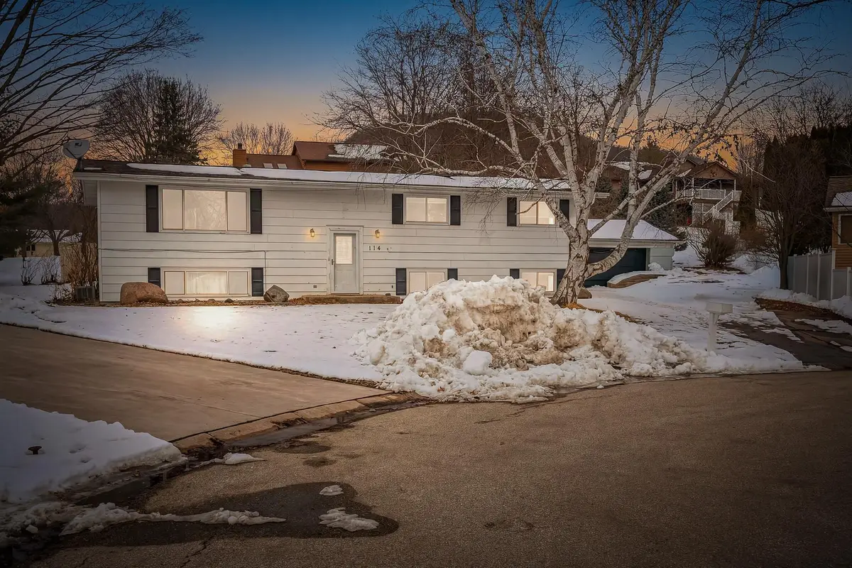114 Fireside Court, La Crescent, MN 55947 - #1