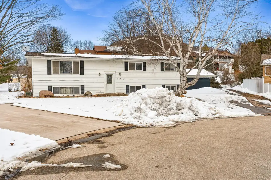 114 Fireside Court, La Crescent, MN 55947 - #2