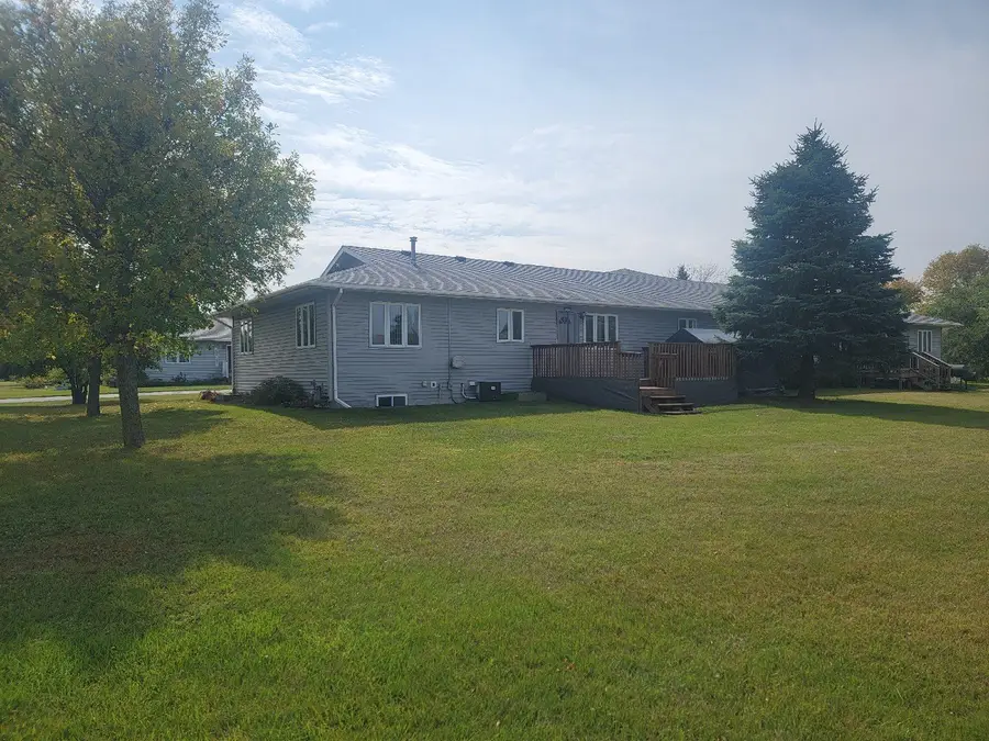 815 6th Avenue Ne, Perham, MN 56573 - #2