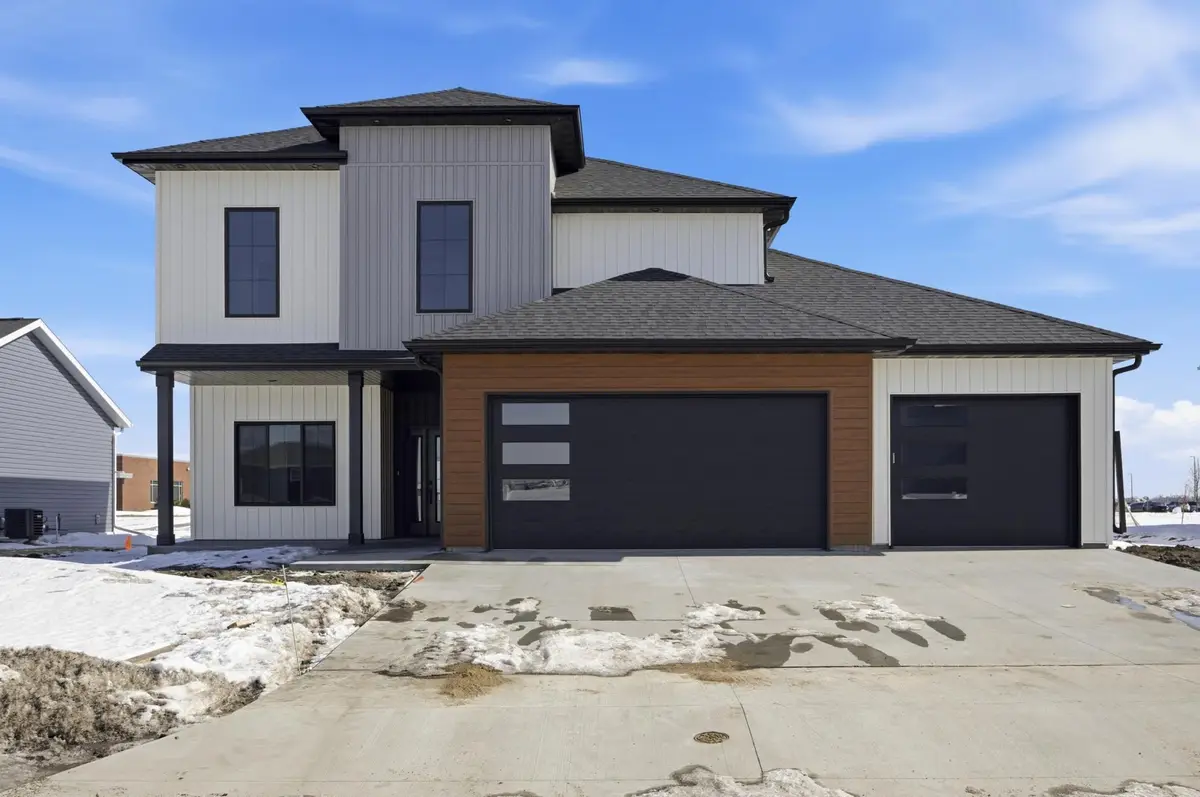 2216 44th Street S, Moorhead, MN 56560 - #1