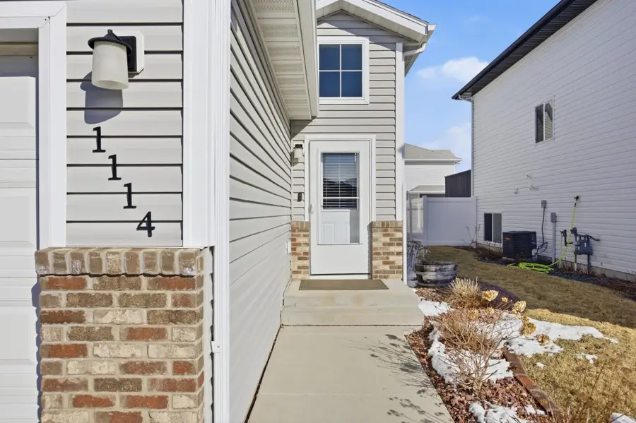 1114 22nd Avenue W, West Fargo, ND 58078 - #3