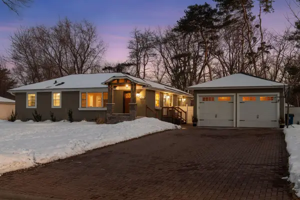 15615 2nd Avenue N, Plymouth, MN 55447