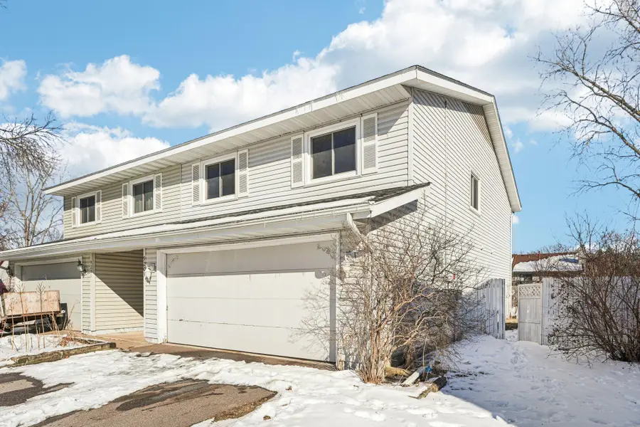 9205 29th Avenue N, New Hope, MN 55427 - #2