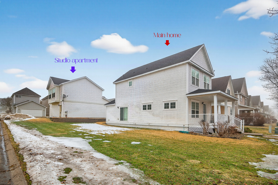 2897 Mark Twain Drive, Chaska, MN 55318 - #2