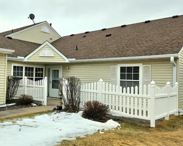 19204 Freeport Court Nw #1, Elk River, MN 55330