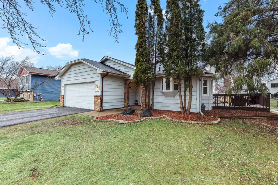 5647 144th Street W, Apple Valley, MN 55124 - #2