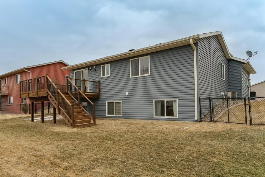 5301 Castleview Drive Nw, Rochester, MN 55901 - #3