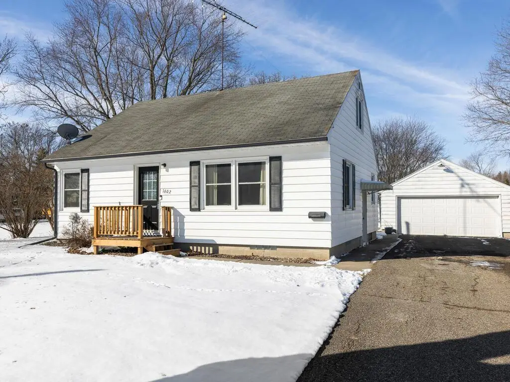 1602 Bigelow Avenue, Owatonna, MN 55060 - #1
