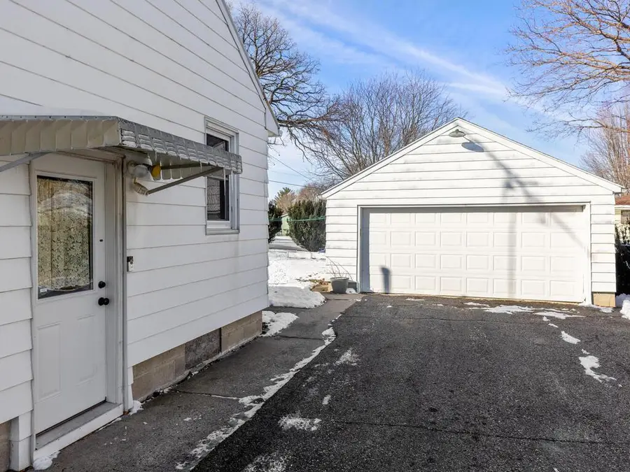 1602 Bigelow Avenue, Owatonna, MN 55060 - #3