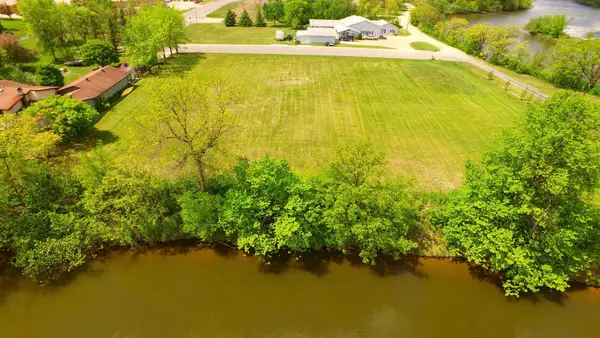 106 Breezy Drive, Thief River Falls, MN 56701