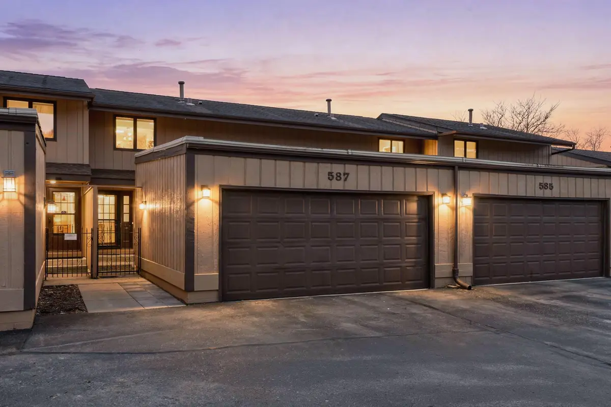 587 Locust Street S, Prescott, WI 54021 - #1