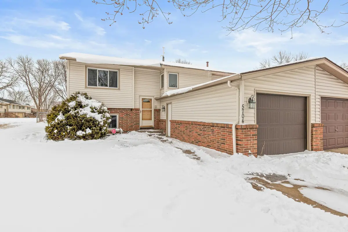 5704 84 1/2 Avenue N #222, Brooklyn Park, MN 55443 - #1