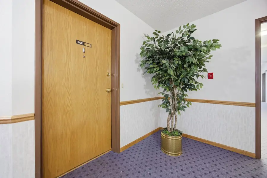 2705 35th Avenue S #202, Fargo, ND 58104 - #3