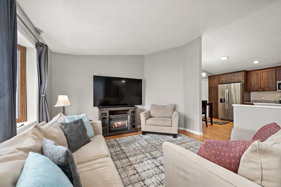 11781 88th Avenue N, Maple Grove, MN 55369 - #3