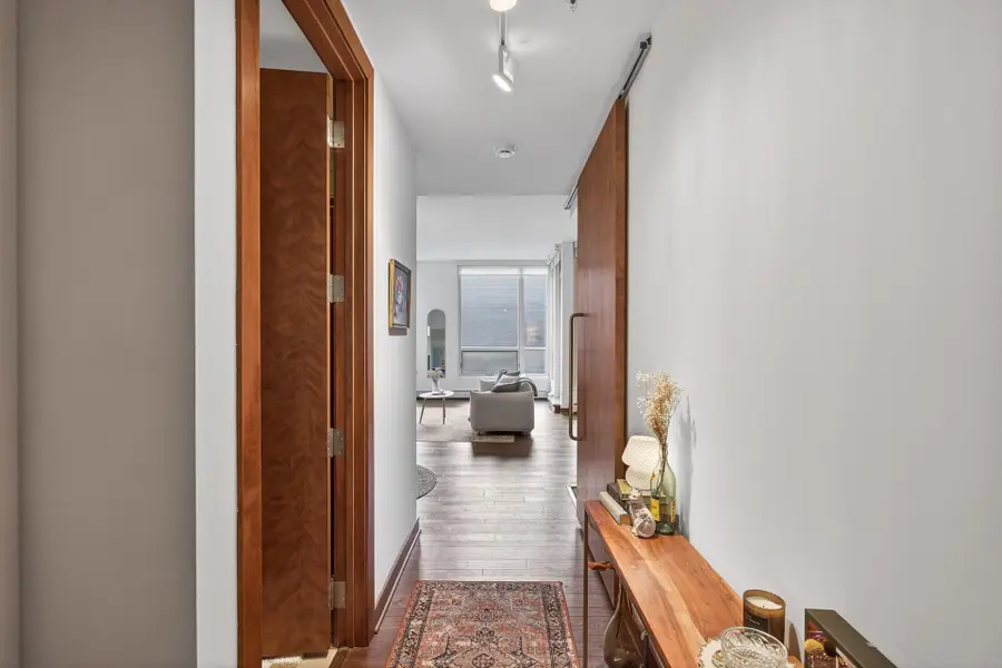 901 S 2nd Street #406, Minneapolis, MN 55415 - #2