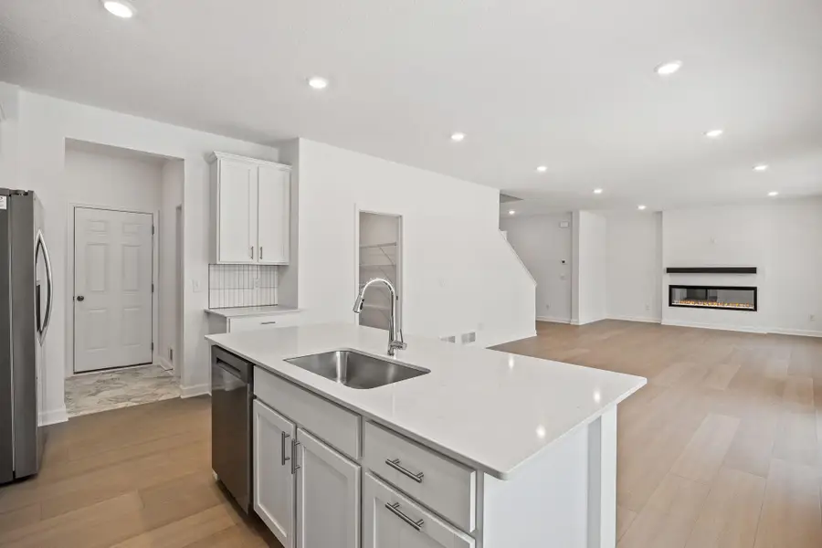 18310 Gladiator Drive, Lakeville, MN 55068 - #3