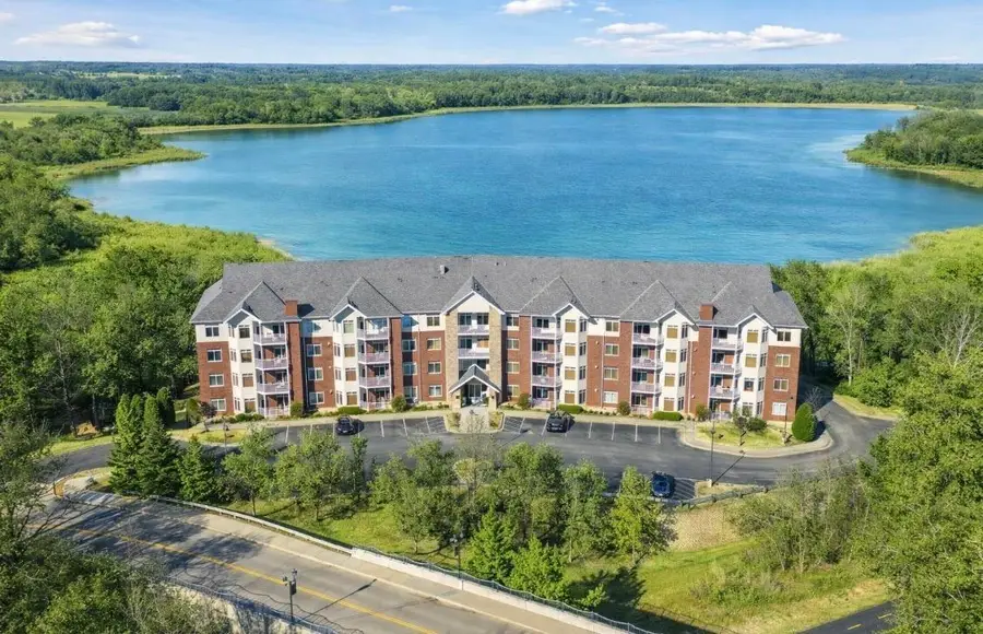 1776 Stieger Lake Lane #211, Victoria, MN 55386 - #3