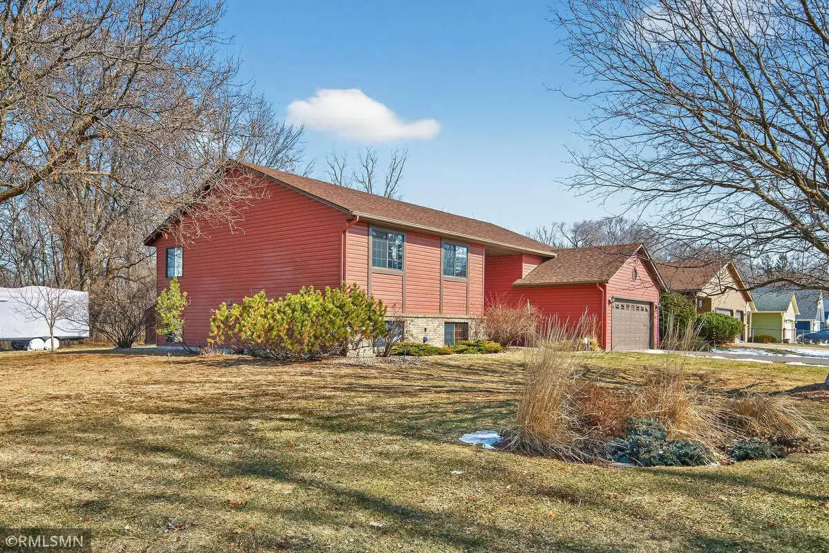 1481 Sextant Avenue E, Maplewood, MN 55109 - #1