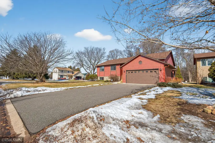 1481 Sextant Avenue E, Maplewood, MN 55109 - #3