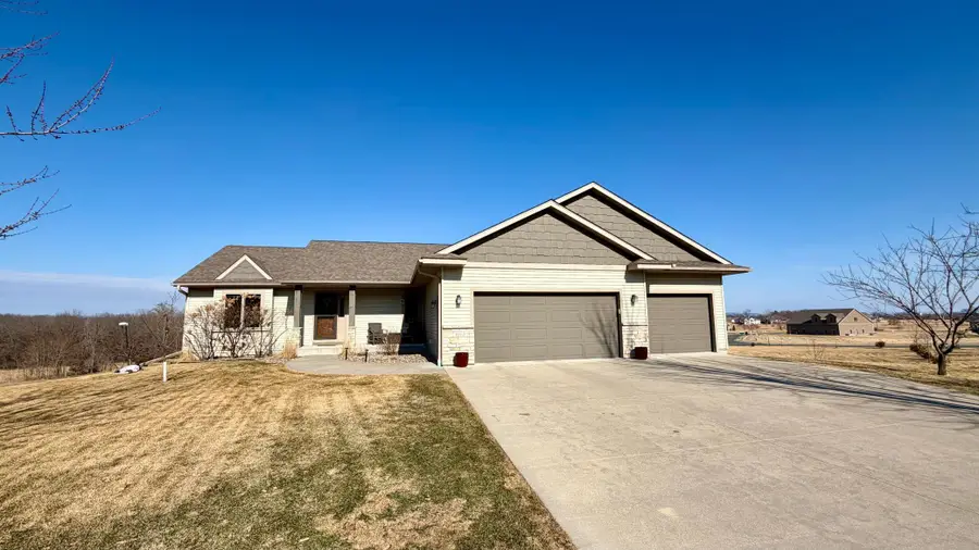 105 Hillwood Drive, Lake City, MN 55041 - #2