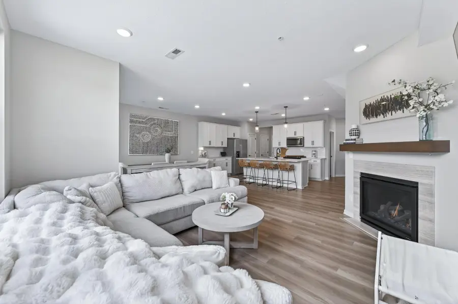 9699 4th Street N, Lake Elmo, MN 55042 - #2