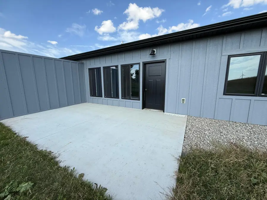 906 Funk Avenue, Lakefield, MN 56150 - #3