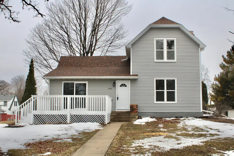 540 Brown Street Sw, Hutchinson, MN 55350 - #2