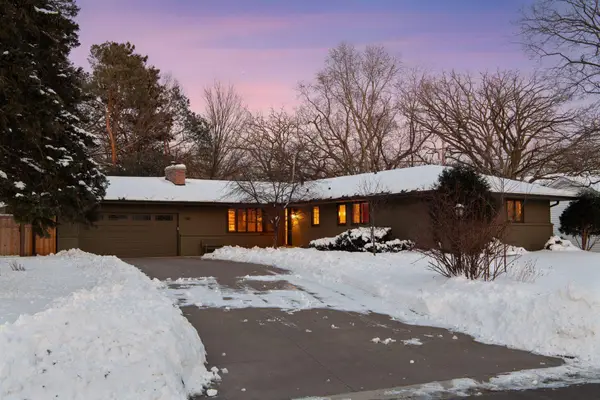 8236 Westwood Hills Curve, Saint Louis Park, MN 55426