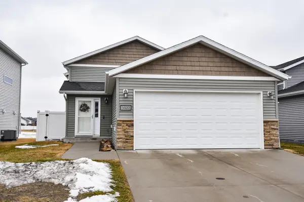 3022 38th Avenue S, Moorhead, MN 56560