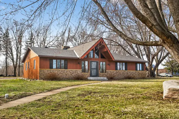 280 Poplar Lane, Annandale, MN 55302