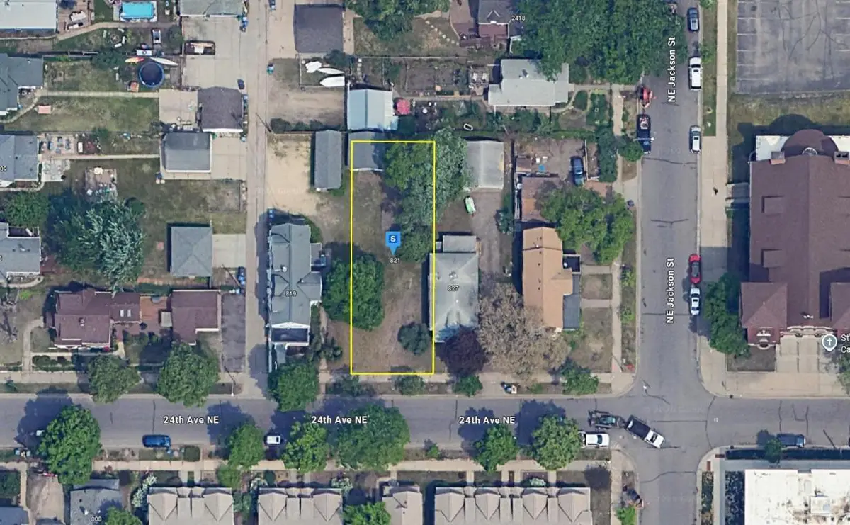 823 24th Avenue Ne, Minneapolis, MN 55418 - #1