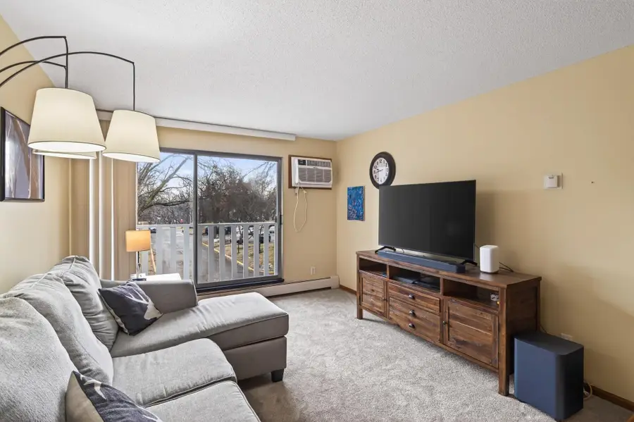 1601 N Innsbruck Drive #202NE, Fridley, MN 55432 - #2