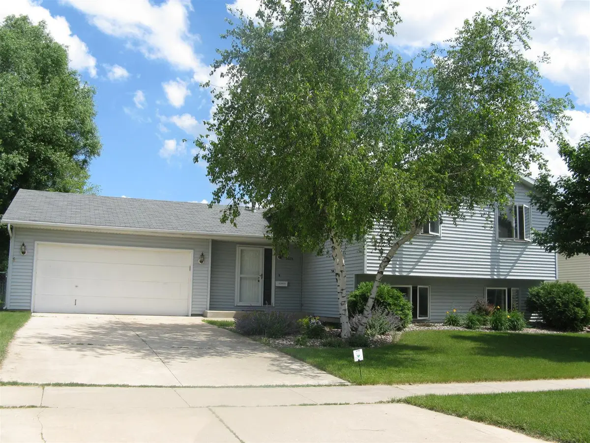 5928 44th Avenue Nw, Rochester, MN 55901 - #1