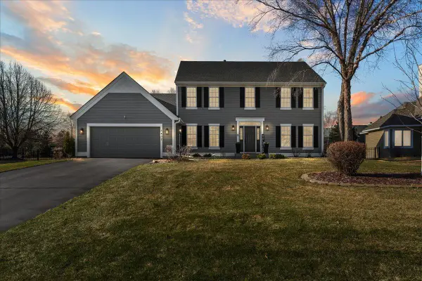 3437 Gunston Lane, Woodbury, MN 55129