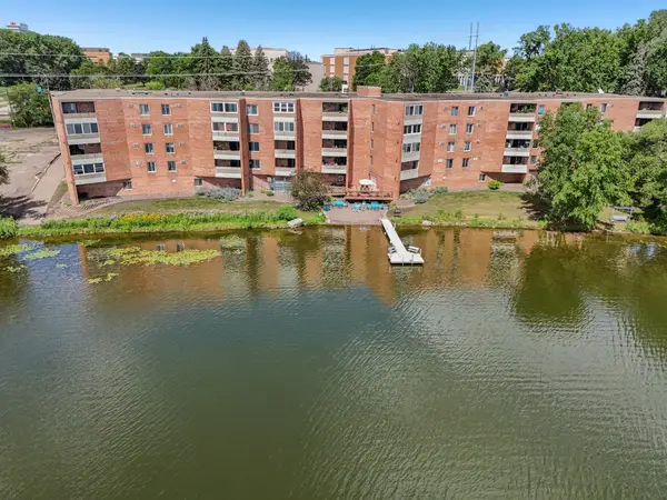 329 Geneva Avenue N #102, Oakdale, MN 55128